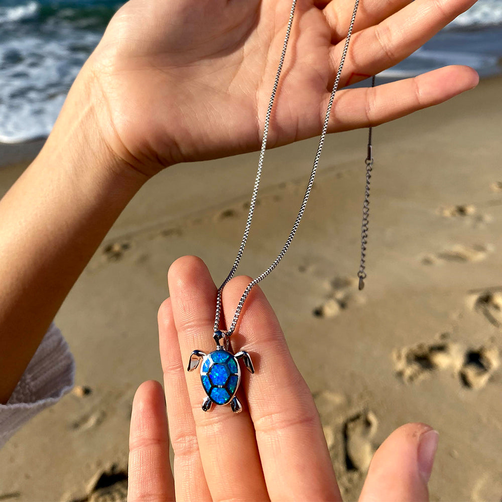 The Sea Turtle Necklace
