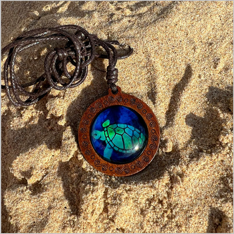 Maori Green Sea Turtle Necklace